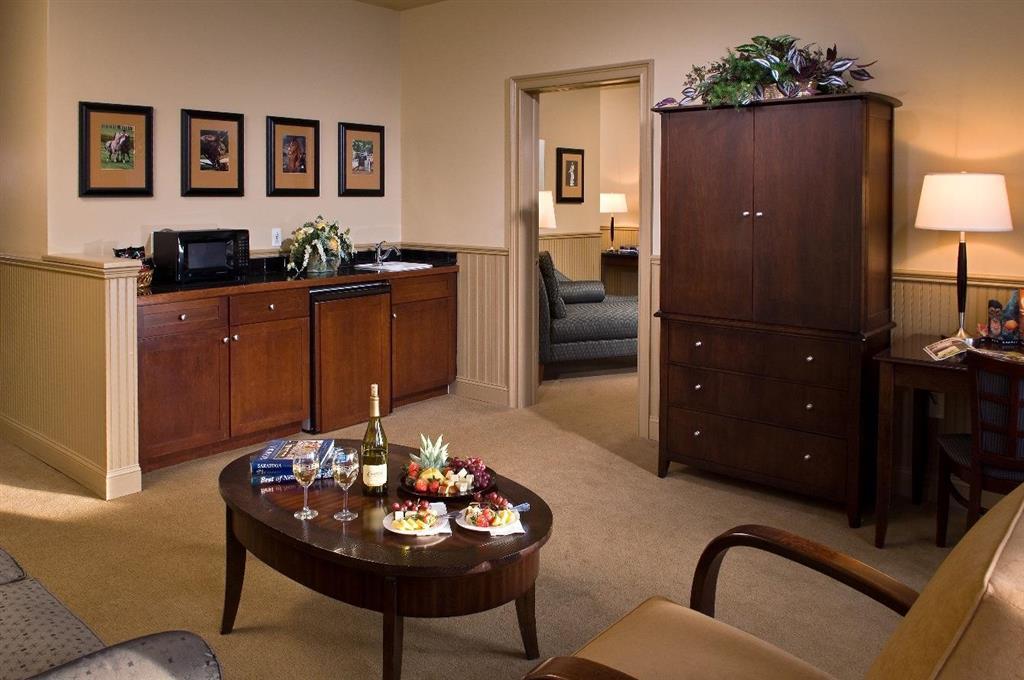 Longfellows Hotel & Restaurant Saratoga Springs Ruang foto